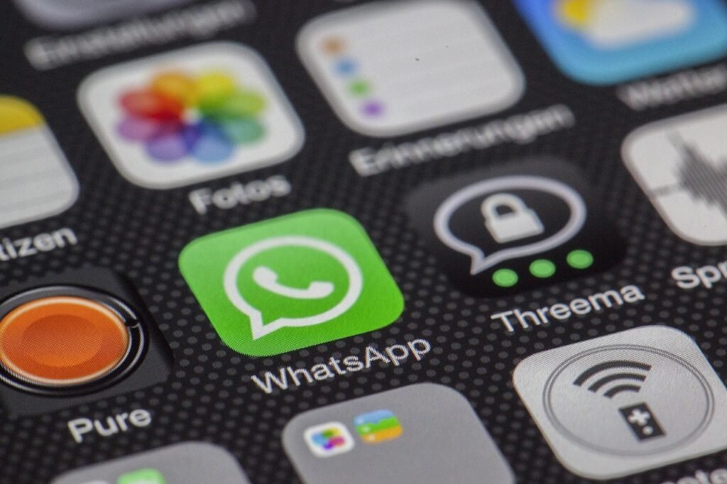twitter, facebook, together, exchange of information, instagram, whatsapp, privacy policy, mobile, blog, to blog, phone, information, community, networked, networking, global, receive, send, make a phone call, call up, call, social media, web 2 0, encryption, whatsapp, whatsapp, whatsapp, whatsapp, whatsapp